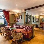 The Kings Arms Hotel 3*