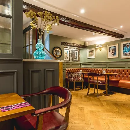 The Kings Arms ホテル