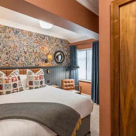 The Kings Arms Hotel